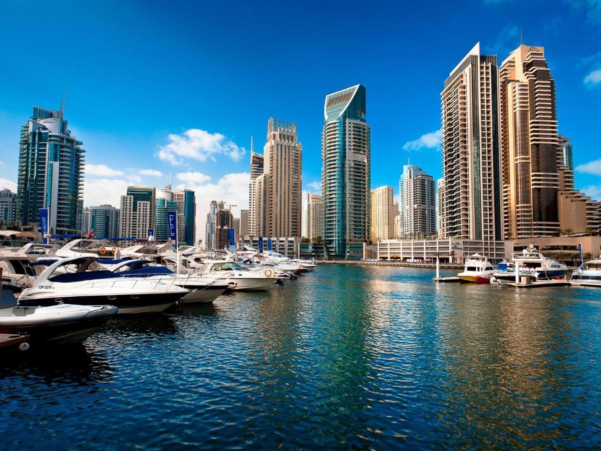 Lunar Hostel 96 Dubai Buitenkant foto